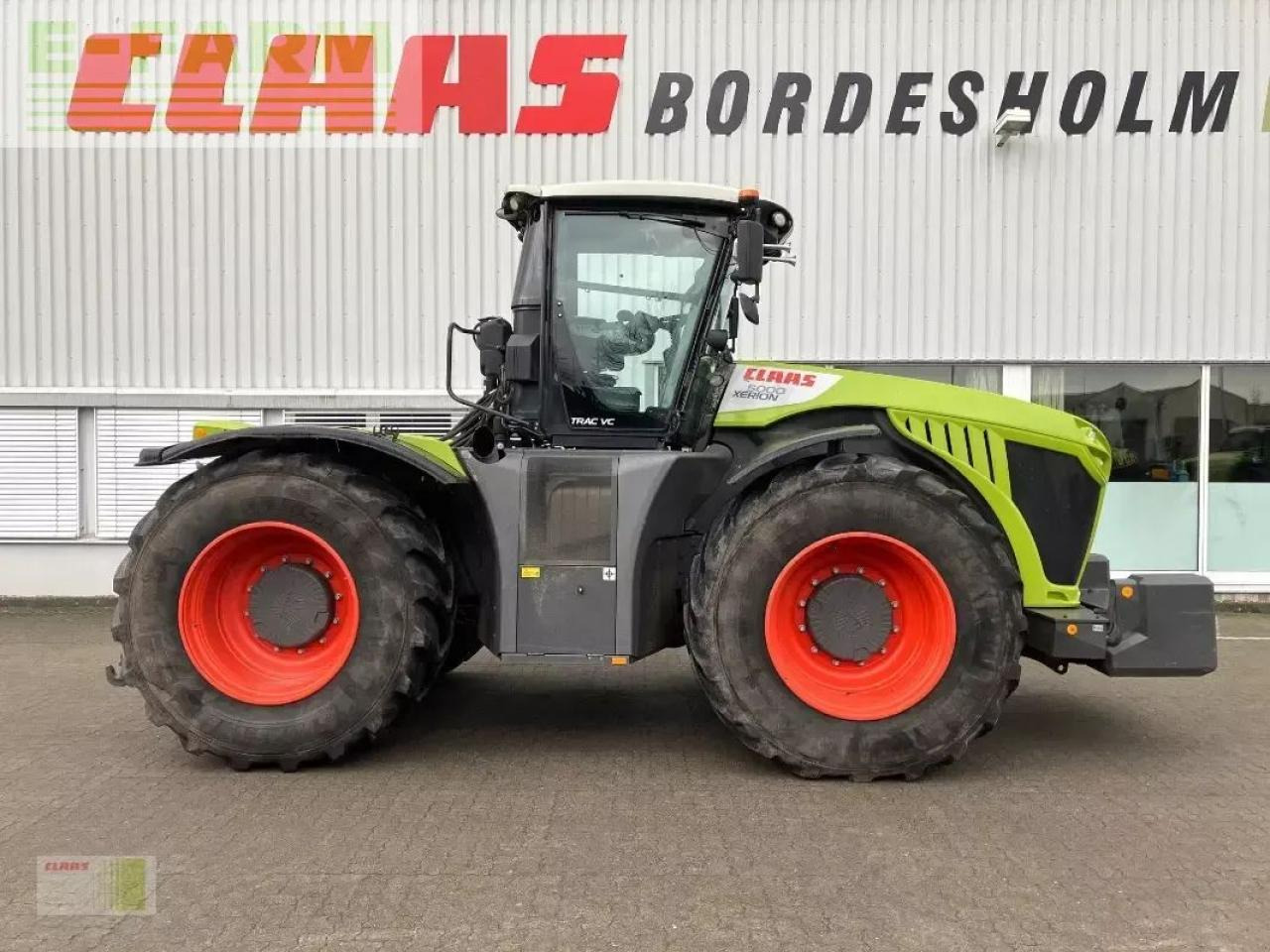 CLAAS xerion 5000 trac vc TRAC VC - Tracteur agricole: photos 2 CLAAS xerion 5000 trac vc TRAC VC - Tracteur agricole: photos 2