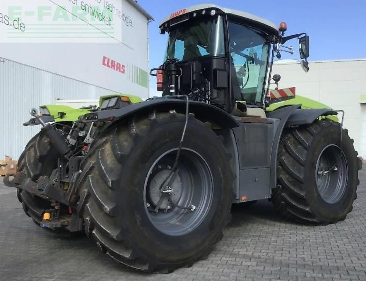 CLAAS xerion 5000 trac vc TRAC VC - Tracteur agricole: photos 5 CLAAS xerion 5000 trac vc TRAC VC - Tracteur agricole: photos 5