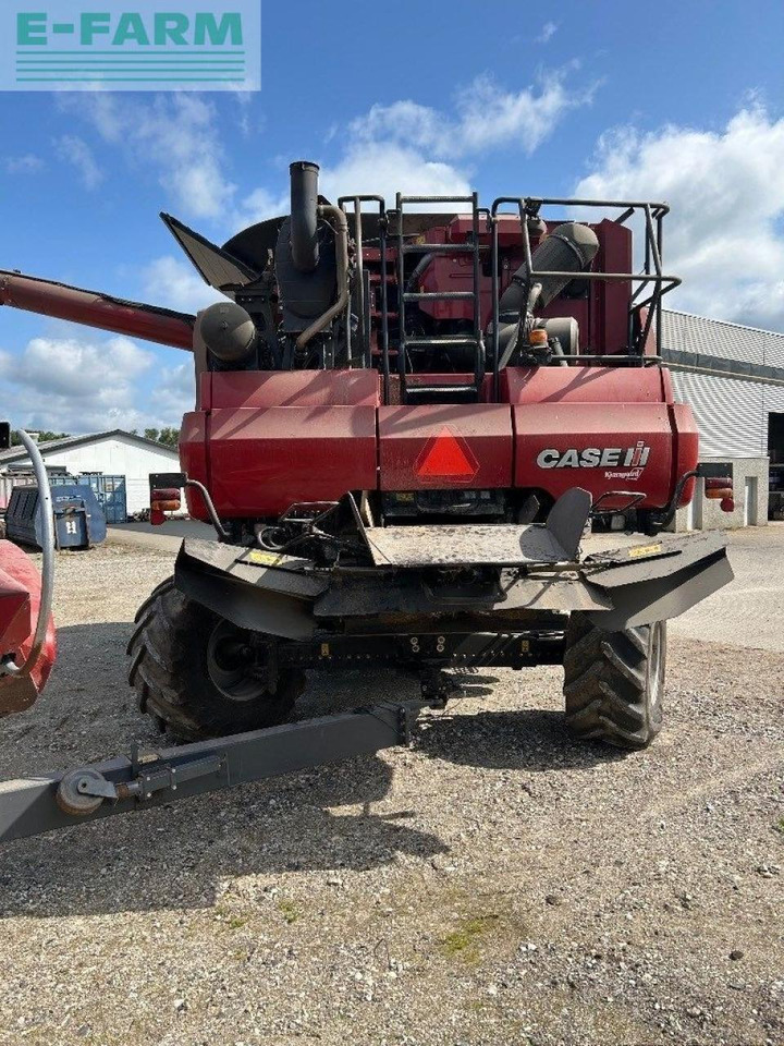 Case-IH 7250 - Moissonneuse-batteuse: photos 3 Case-IH 7250 - Moissonneuse-batteuse: photos 3