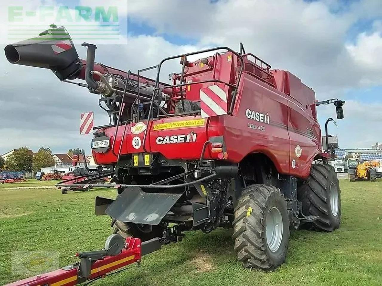 Case-IH axial-flow 6150 inkl. 6,70 m schneidwerk und wagen - Moissonneuse-batteuse: photos 4 Case-IH axial-flow 6150 inkl. 6,70 m schneidwerk und wagen - Moissonneuse-batteuse: photos 4