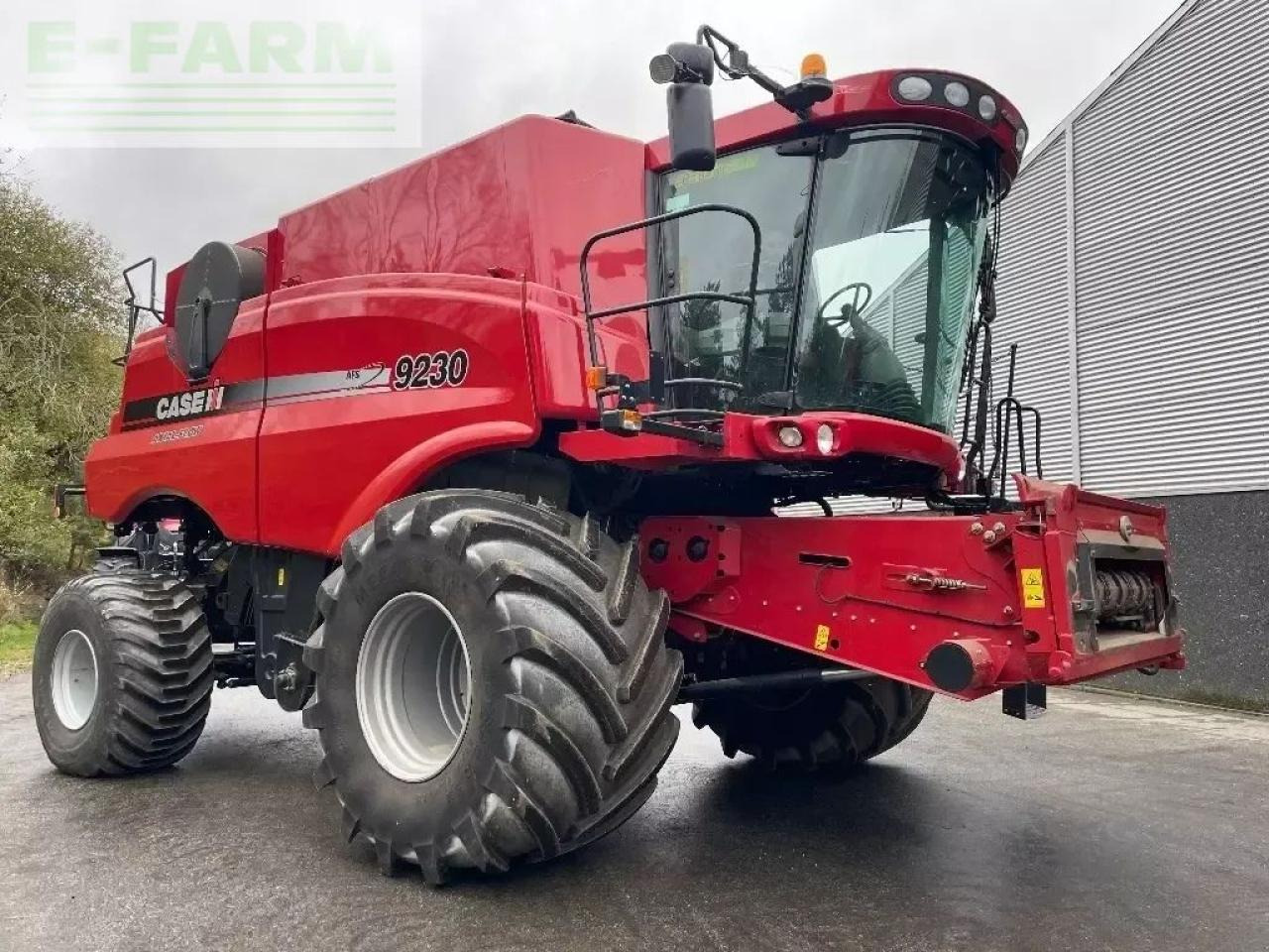 Case-IH axial flow 9230 35 fod - Moissonneuse-batteuse: photos 2 Case-IH axial flow 9230 35 fod - Moissonneuse-batteuse: photos 2