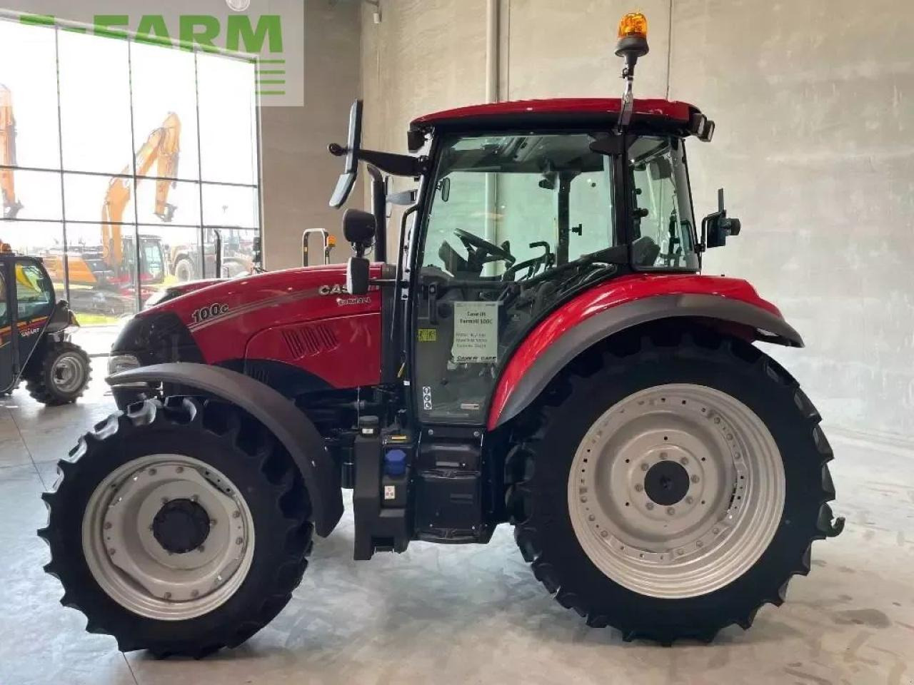 Case-IH farmall 100 c - Tracteur agricole: photos 5 Case-IH farmall 100 c - Tracteur agricole: photos 5