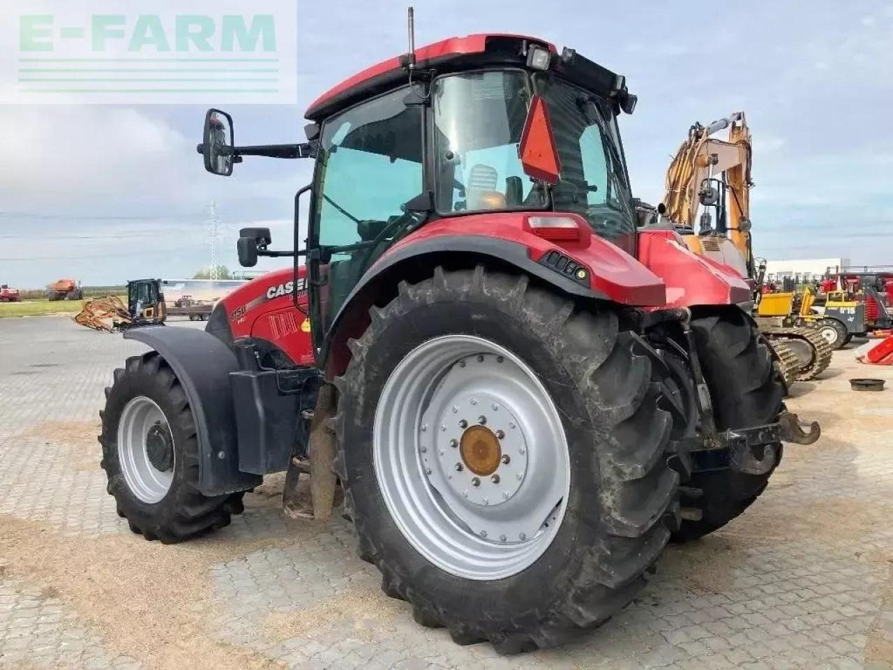 Case-IH farmall 115 u pro Pro - Tracteur agricole: photos 3 Case-IH farmall 115 u pro Pro - Tracteur agricole: photos 3