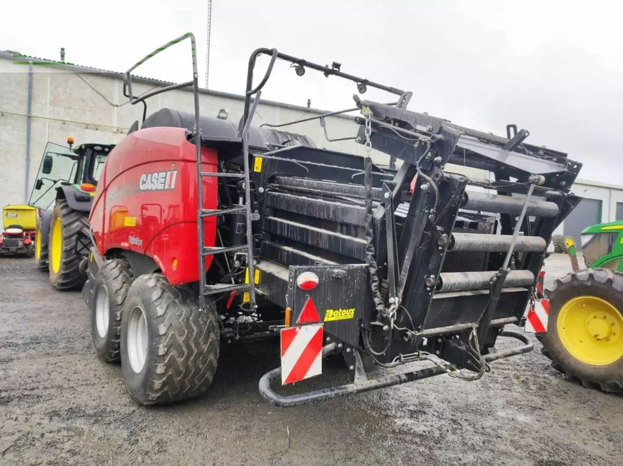 Case-IH lb434r xl - Presse à balles cubiques: photos 4 Case-IH lb434r xl - Presse à balles cubiques: photos 4