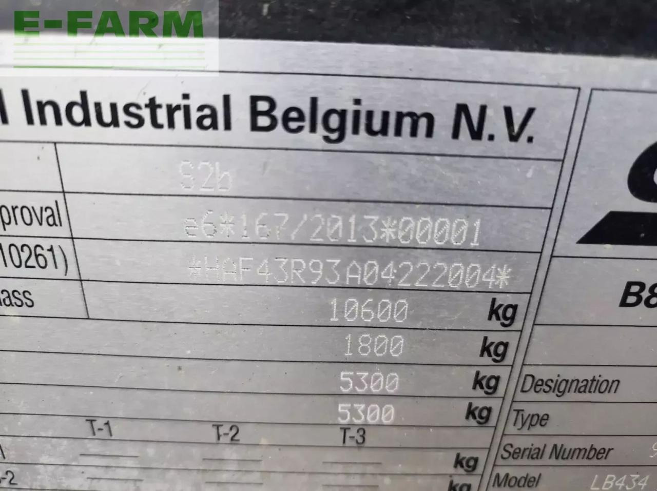 Case-IH lb434r xl - Presse à balles cubiques: photos 4 Case-IH lb434r xl - Presse à balles cubiques: photos 4