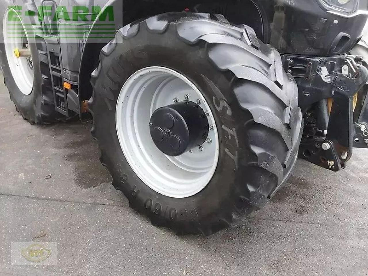Case-IH optum 300 cvx CVX - Tracteur agricole: photos 3 Case-IH optum 300 cvx CVX - Tracteur agricole: photos 3