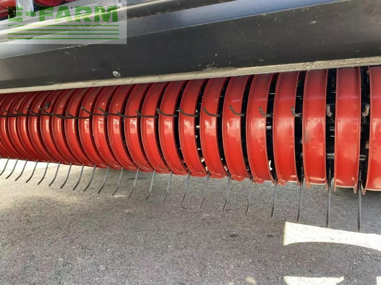 Case-IH rb 466 hd pro cutter 25 k - Presse à balles cubiques: photos 3 Case-IH rb 466 hd pro cutter 25 k - Presse à balles cubiques: photos 3