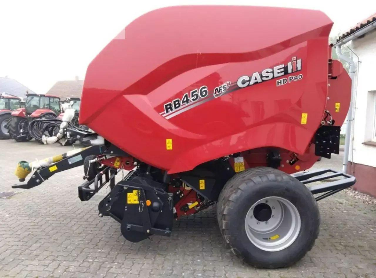 Case-IH rb456 hd pro - Presse à balles cubiques: photos 3 Case-IH rb456 hd pro - Presse à balles cubiques: photos 3