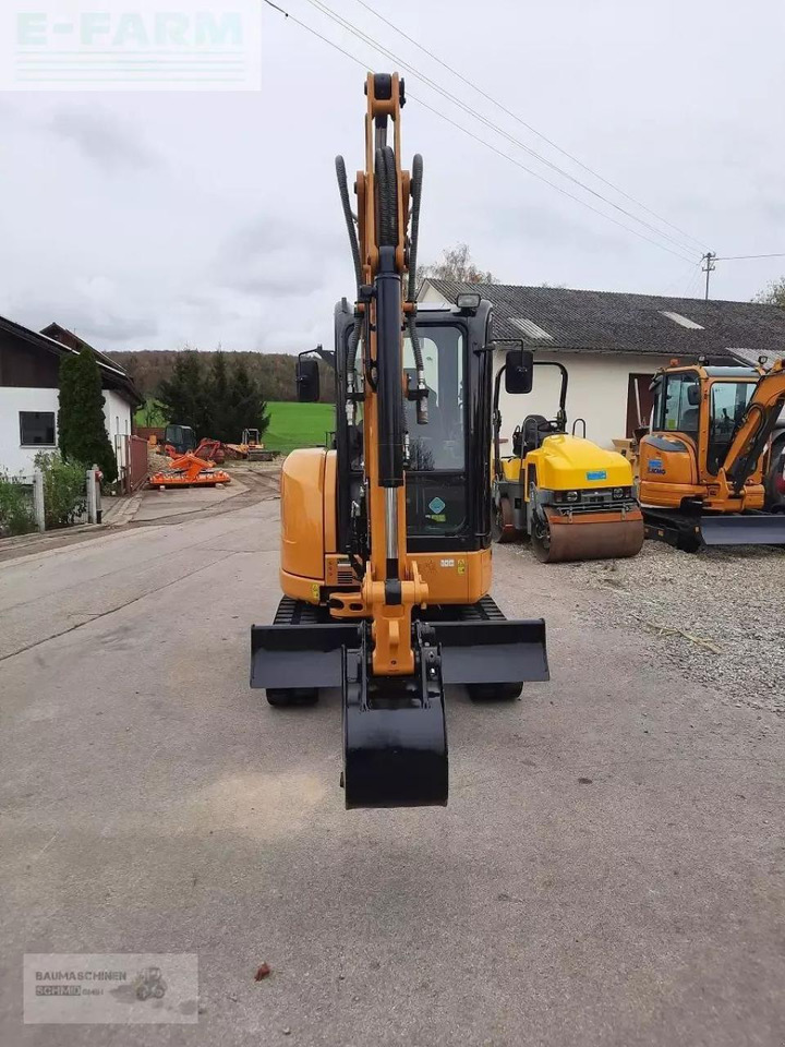 Caterpillar 303e - Mini pelle: photos 2 Caterpillar 303e - Mini pelle: photos 2