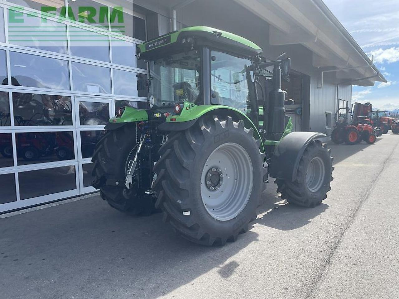 Deutz-Fahr 6125c powershift PowerShift - Tracteur agricole: photos 3 Deutz-Fahr 6125c powershift PowerShift - Tracteur agricole: photos 3