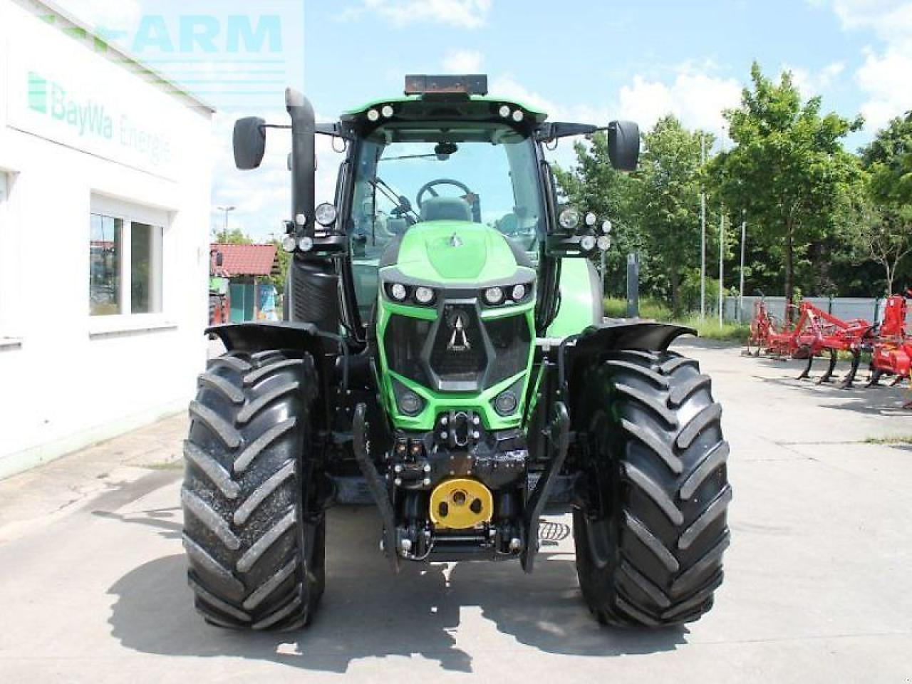 Deutz-Fahr 6185 ttv TTV - Tracteur agricole: photos 3 Deutz-Fahr 6185 ttv TTV - Tracteur agricole: photos 3
