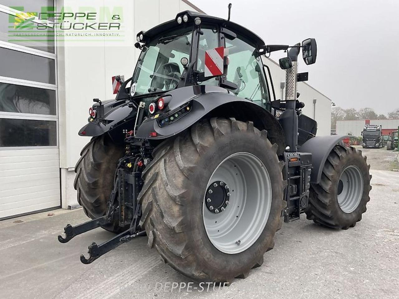 Deutz-Fahr 6210 agrotron ttv warrior TTV - Tracteur agricole: photos 2 Deutz-Fahr 6210 agrotron ttv warrior TTV - Tracteur agricole: photos 2
