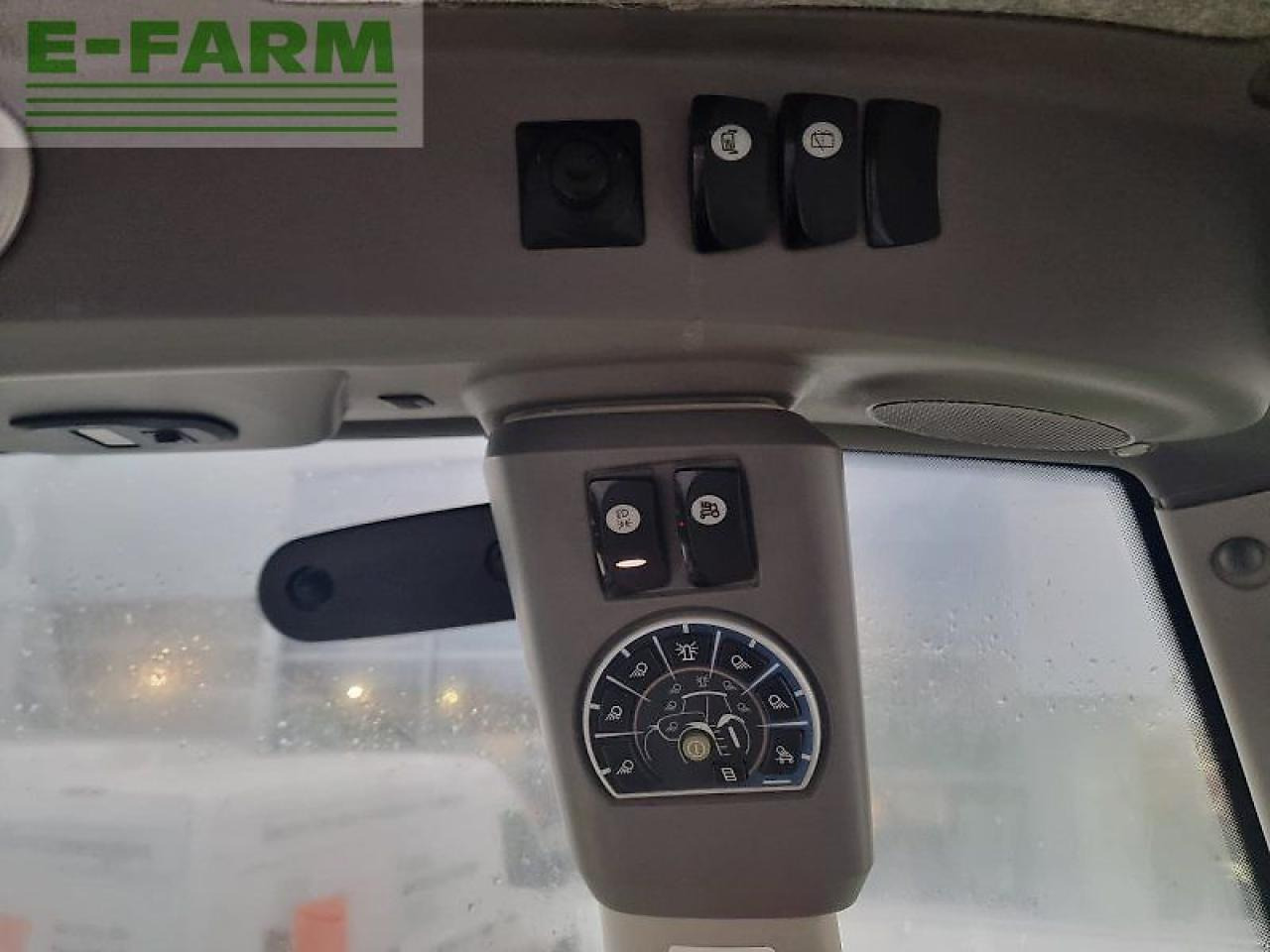 Tracteur agricole Deutz-Fahr agrotron 7250 ttv: photos 17 Tracteur agricole Deutz-Fahr agrotron 7250 ttv: photos 17