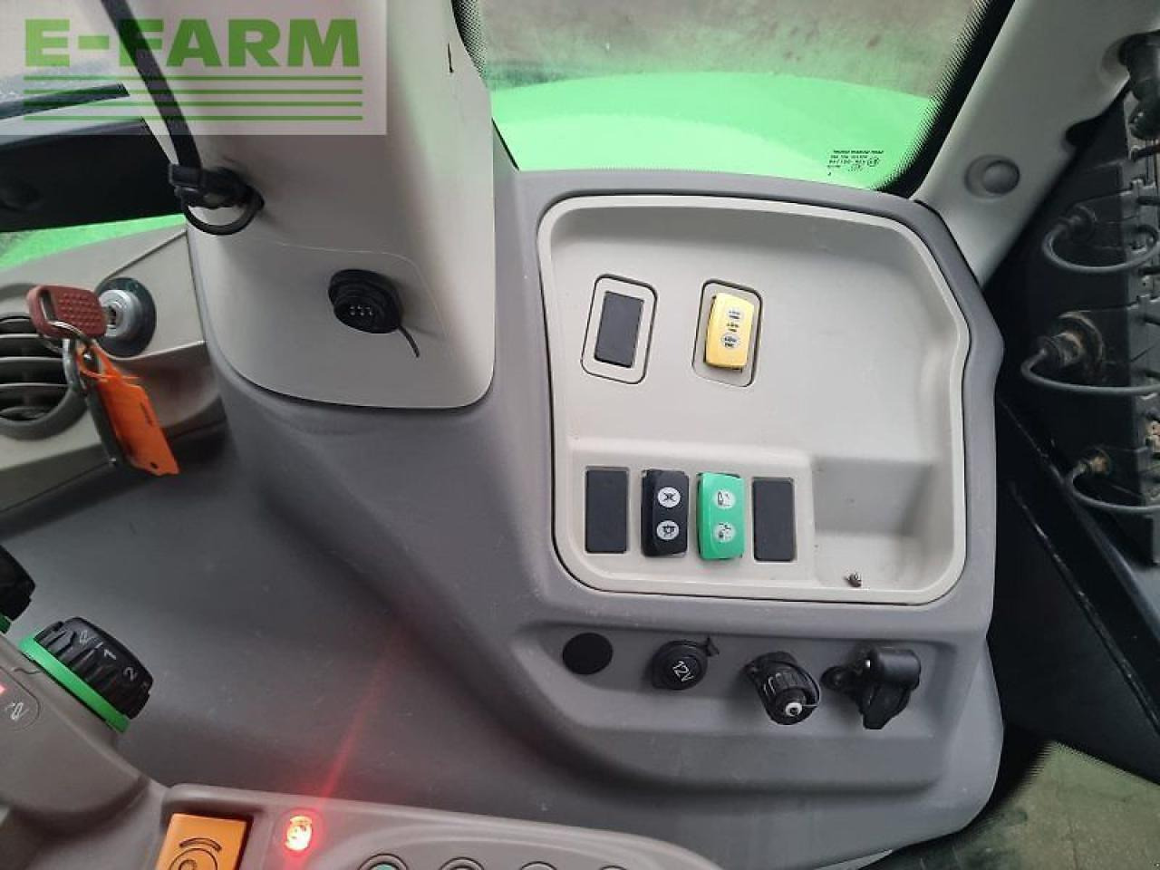 Tracteur agricole Deutz-Fahr agrotron 7250 ttv: photos 13 Tracteur agricole Deutz-Fahr agrotron 7250 ttv: photos 13