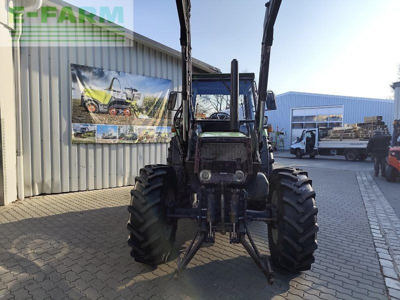 Deutz-Fahr dx 4.51 mit frontlader - Tracteur agricole: photos 2 Deutz-Fahr dx 4.51 mit frontlader - Tracteur agricole: photos 2