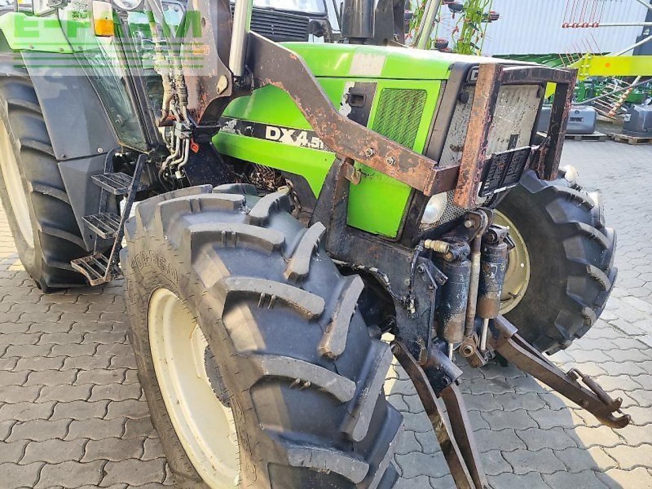 Deutz-Fahr dx 4.51 mit frontlader - Tracteur agricole: photos 4 Deutz-Fahr dx 4.51 mit frontlader - Tracteur agricole: photos 4