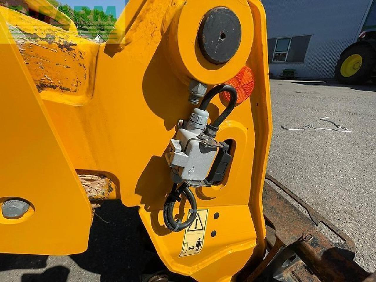Dieci agri pivot t60 mit neuem motor (2025) - Chargeuse sur pneus: photos 5 Dieci agri pivot t60 mit neuem motor (2025) - Chargeuse sur pneus: photos 5