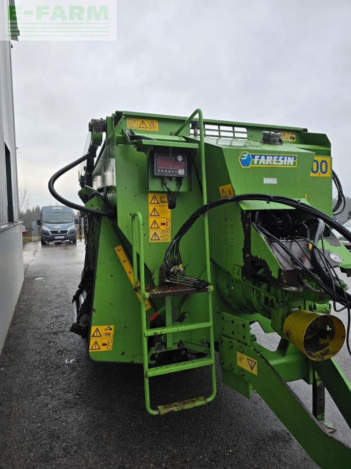 Faresin fahresin tmr700 - Matériel d'élevage: photos 4 Faresin fahresin tmr700 - Matériel d'élevage: photos 4