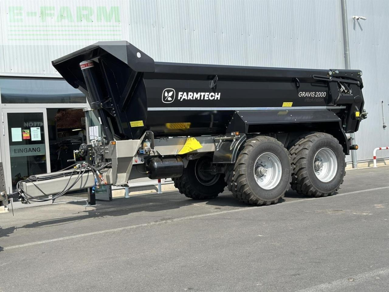 Farmtech gravis 2000 hardox black edition - Benne agricole: photos 2 Farmtech gravis 2000 hardox black edition - Benne agricole: photos 2