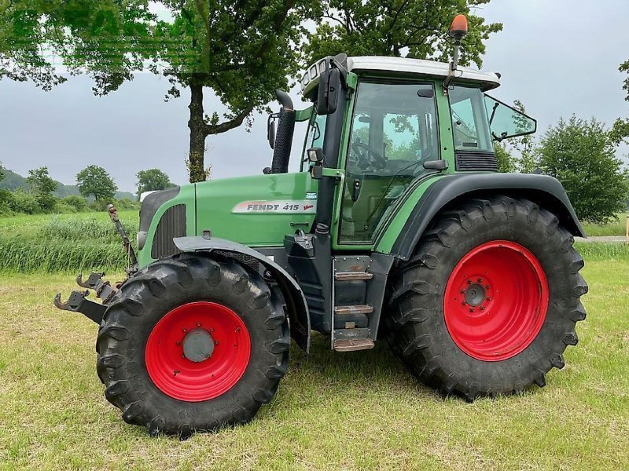 Fendt 415 vario tms - Tracteur agricole: photos 1 Fendt 415 vario tms - Tracteur agricole: photos 1