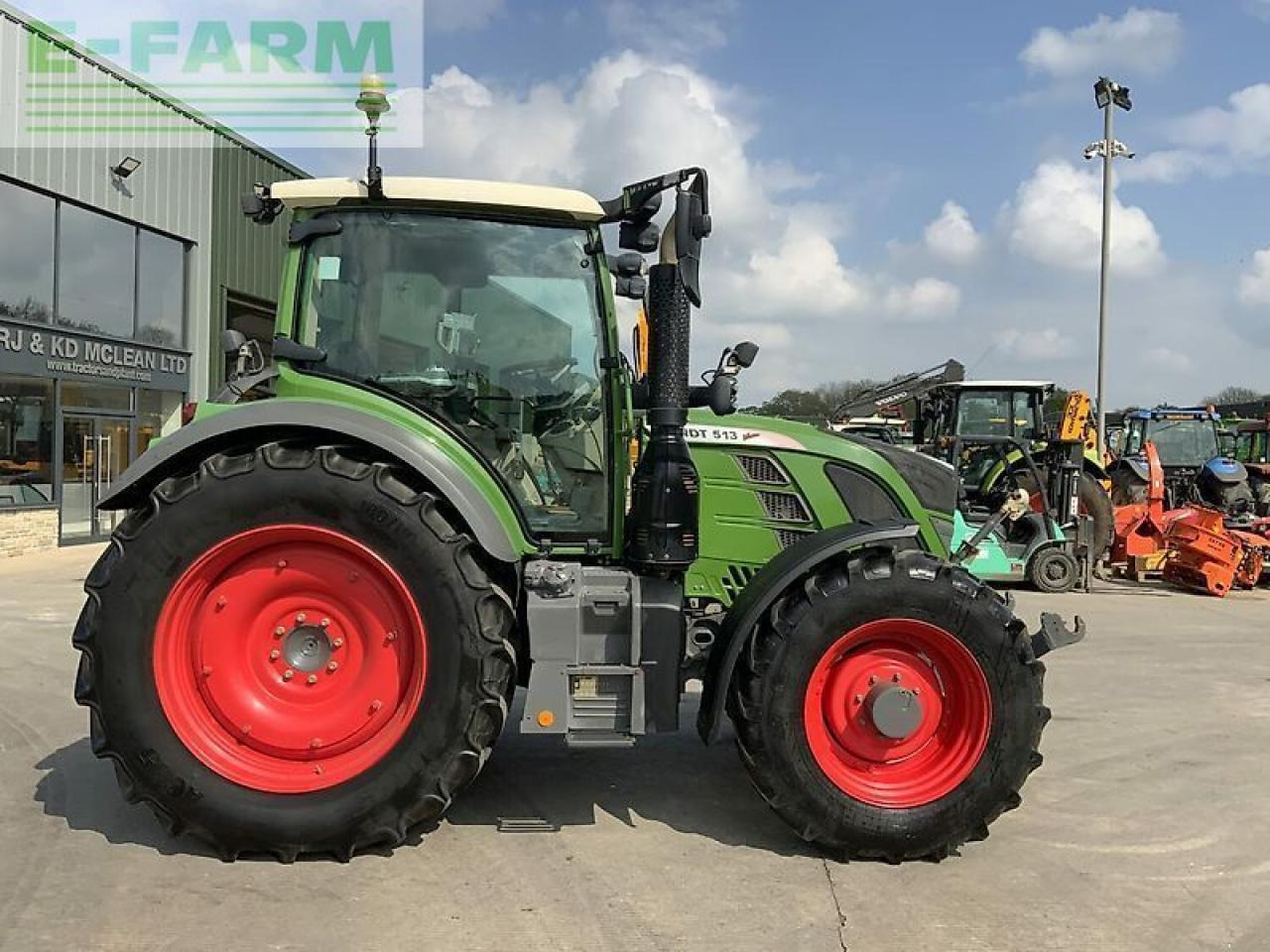 Fendt 513 power tractor (st23089) - Tracteur agricole: photos 1 Fendt 513 power tractor (st23089) - Tracteur agricole: photos 1