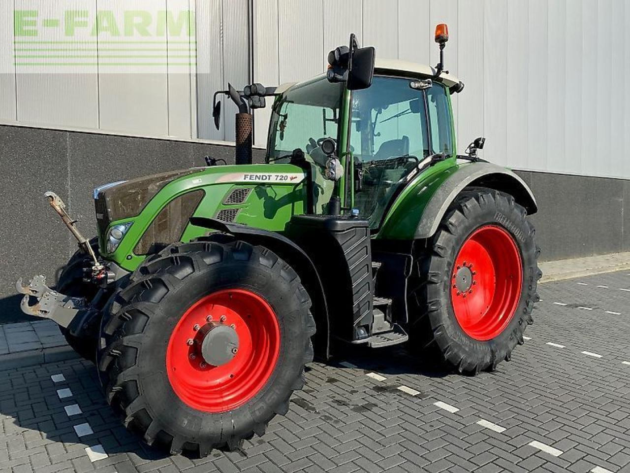 Fendt 720 scr profi - Tracteur agricole: photos 1 Fendt 720 scr profi - Tracteur agricole: photos 1