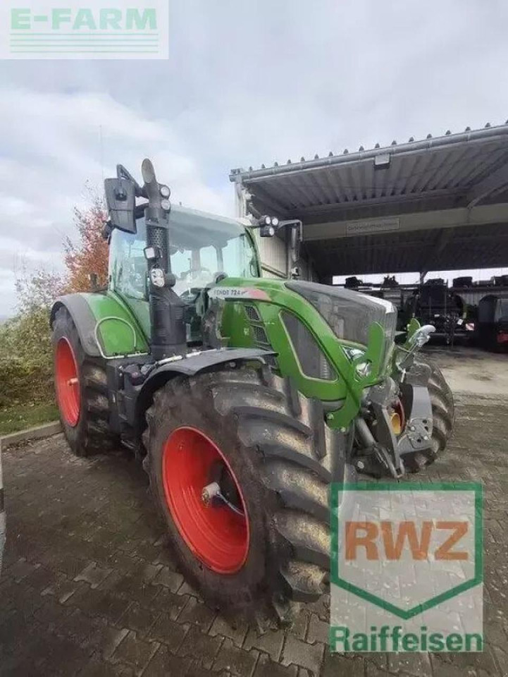 Fendt 724 - Tracteur agricole: photos 4 Fendt 724 - Tracteur agricole: photos 4
