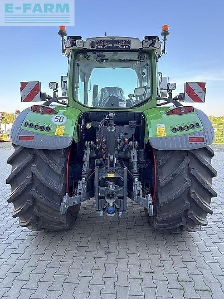 Fendt 724 gen6 profi+ setting 2 - Tracteur agricole: photos 5 Fendt 724 gen6 profi+ setting 2 - Tracteur agricole: photos 5