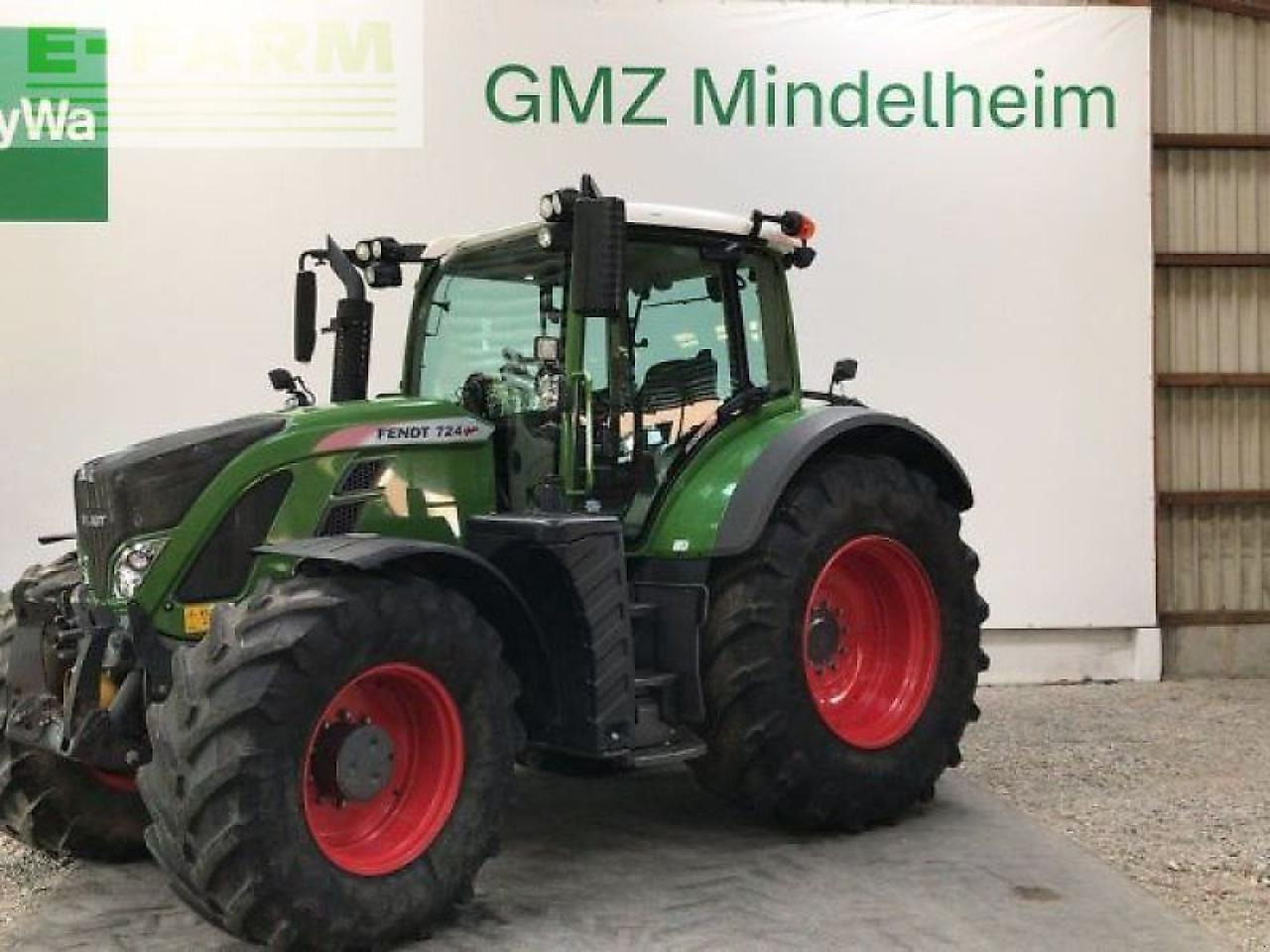 Fendt 724 s4 profi plus - Tracteur agricole: photos 1 Fendt 724 s4 profi plus - Tracteur agricole: photos 1