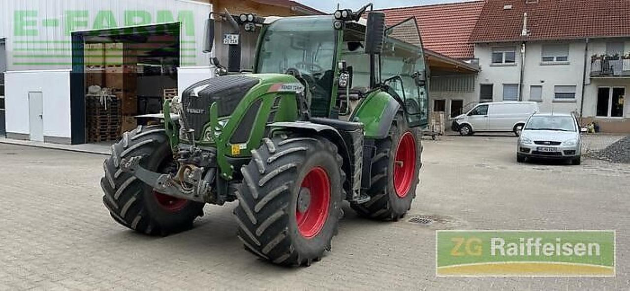 Fendt 724 vario - Tracteur agricole: photos 1 Fendt 724 vario - Tracteur agricole: photos 1