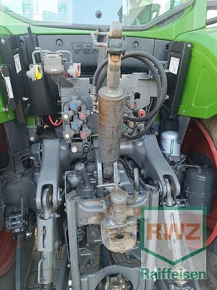 Fendt 724 vario gebraucht - Tracteur agricole: photos 5 Fendt 724 vario gebraucht - Tracteur agricole: photos 5