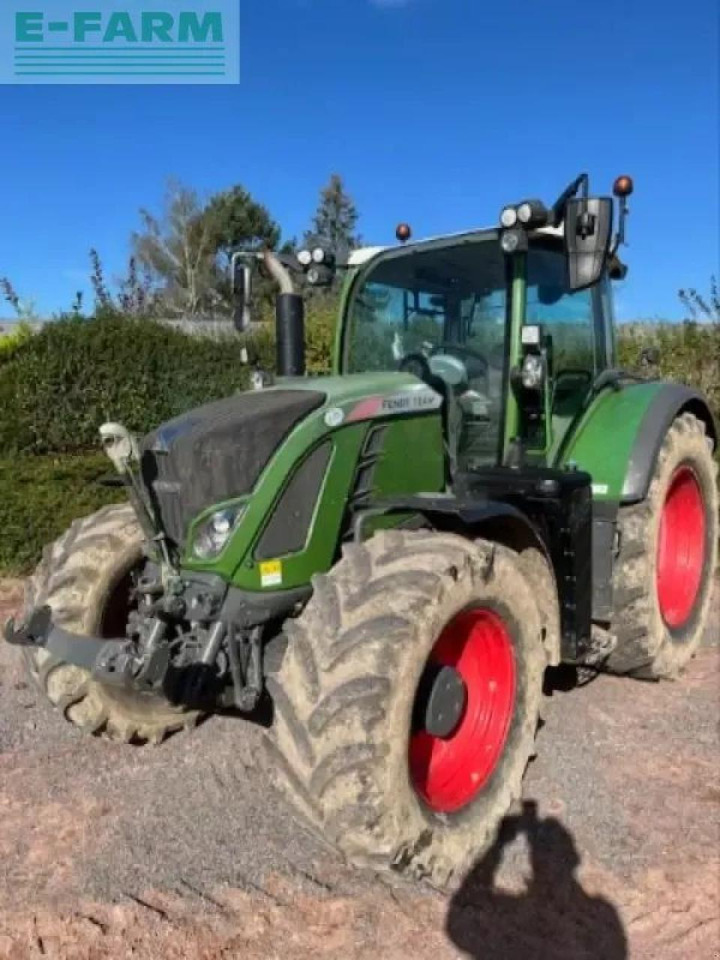 Fendt 724 vario profi Profi - Tracteur agricole: photos 1 Fendt 724 vario profi Profi - Tracteur agricole: photos 1