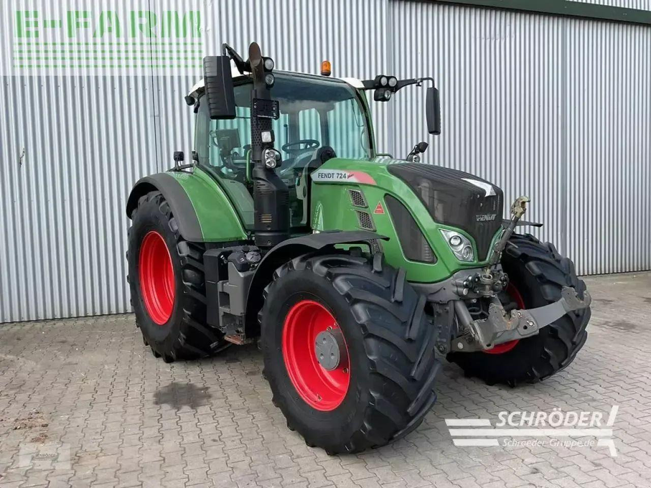 Fendt 724 vario s4 profi plus ProfiPlus - Tracteur agricole: photos 1 Fendt 724 vario s4 profi plus ProfiPlus - Tracteur agricole: photos 1