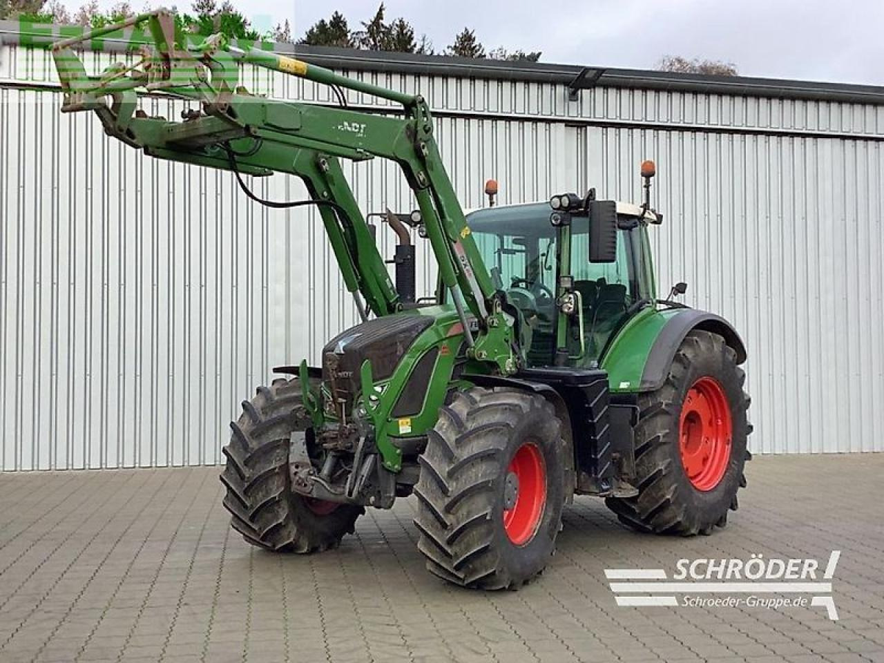 Fendt 724 vario s4 profi plus ProfiPlus - Tracteur agricole: photos 1 Fendt 724 vario s4 profi plus ProfiPlus - Tracteur agricole: photos 1