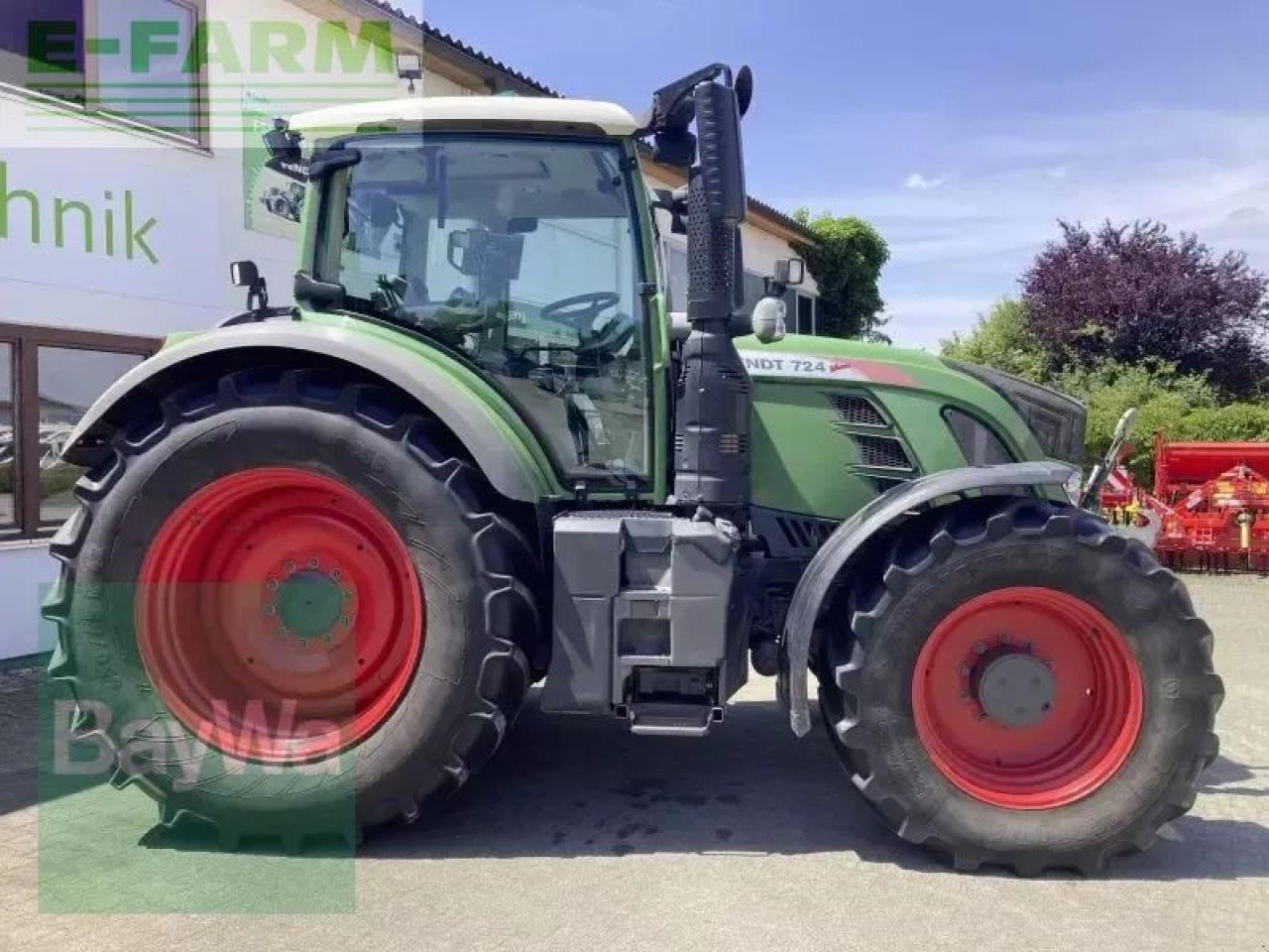 Fendt 724 vario s4 profi plus ProfiPlus - Tracteur agricole: photos 1 Fendt 724 vario s4 profi plus ProfiPlus - Tracteur agricole: photos 1