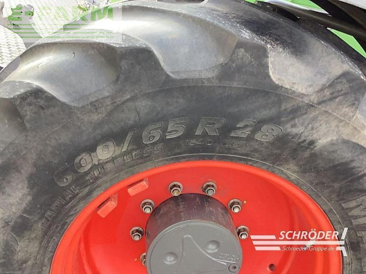 Fendt 724 vario s4 profi plus ProfiPlus - Tracteur agricole: photos 4 Fendt 724 vario s4 profi plus ProfiPlus - Tracteur agricole: photos 4
