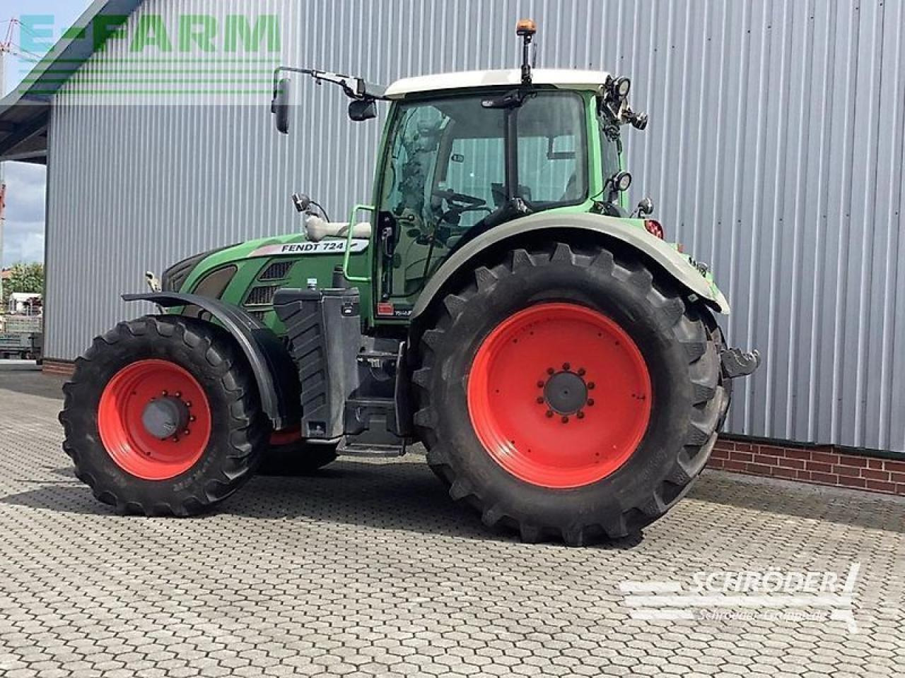 Fendt 724 vario scr profi plus ProfiPlus - Tracteur agricole: photos 1 Fendt 724 vario scr profi plus ProfiPlus - Tracteur agricole: photos 1