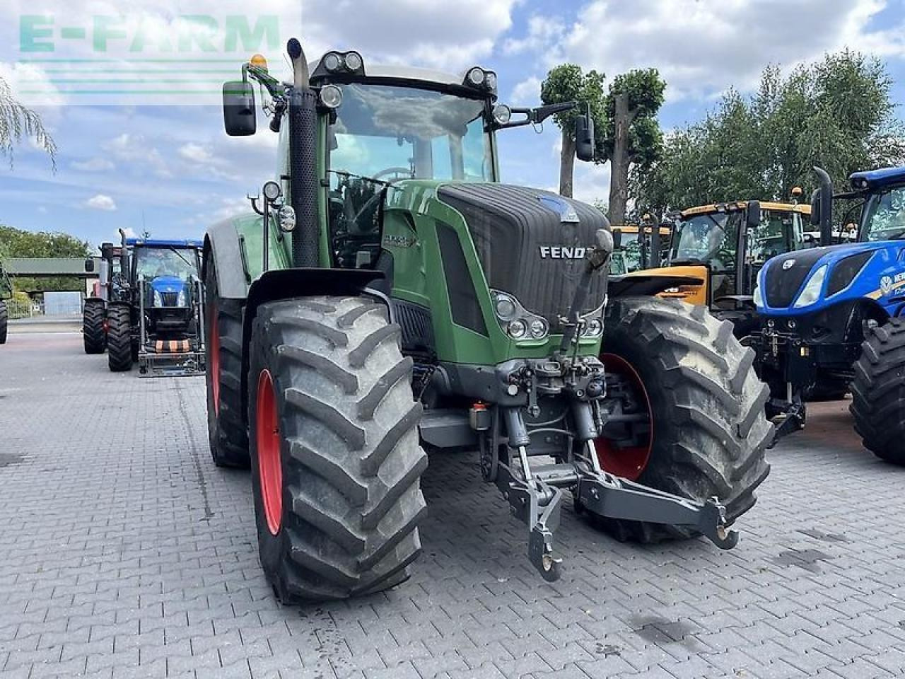 Fendt 824 vario - Tracteur agricole: photos 3 Fendt 824 vario - Tracteur agricole: photos 3