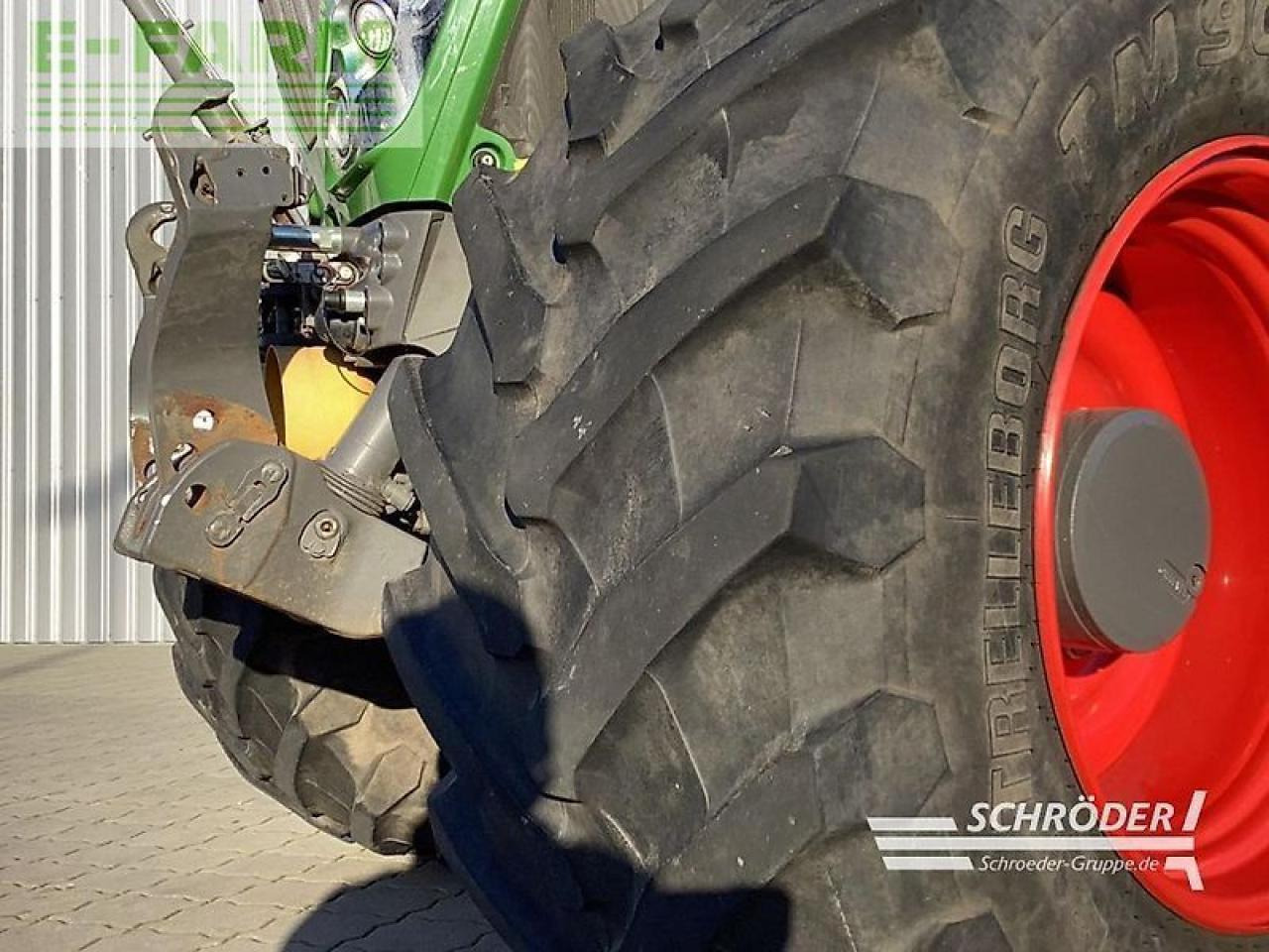Tracteur agricole Fendt 824 vario s4 profi plus ProfiPlus: photos 9