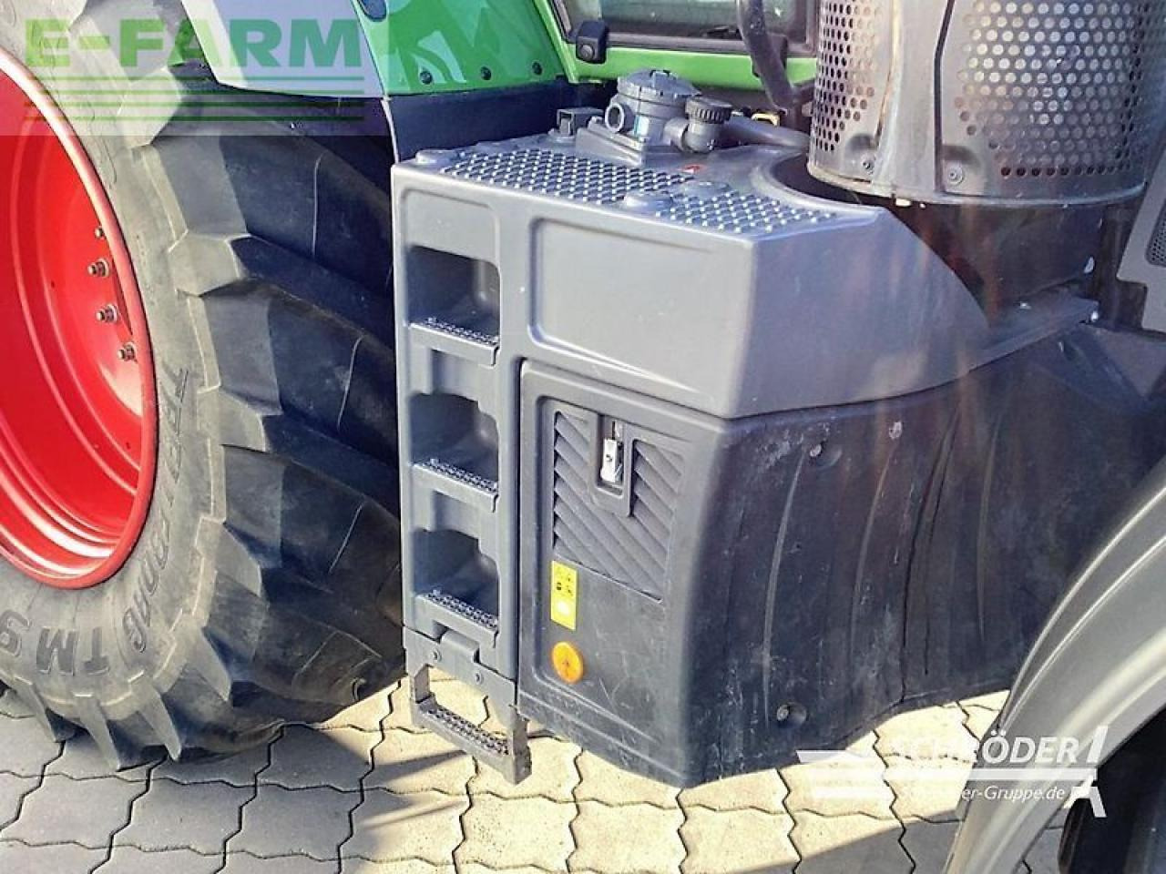 Tracteur agricole Fendt 824 vario s4 profi plus ProfiPlus: photos 14