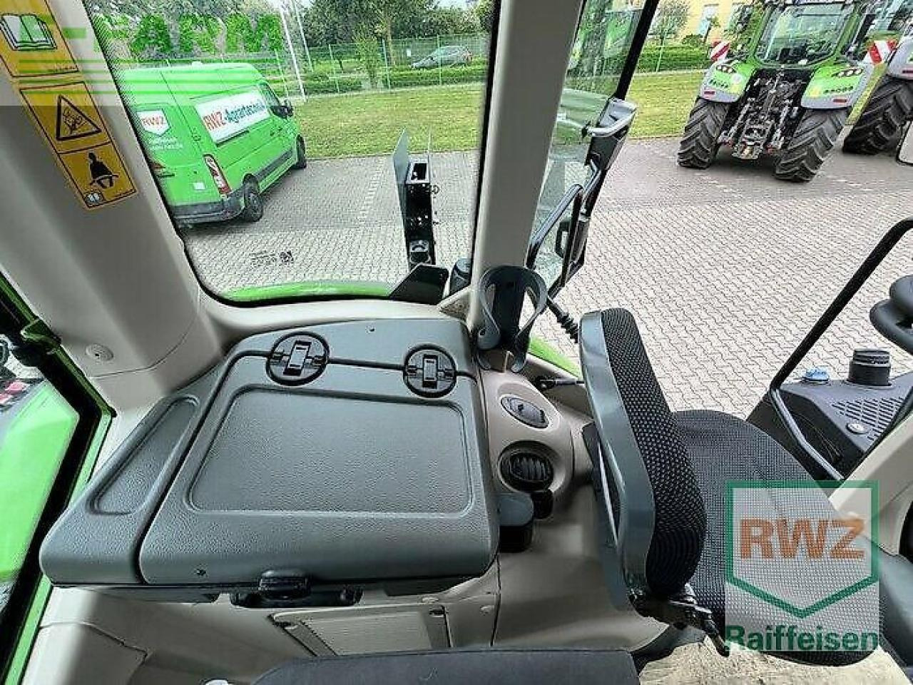 Tracteur agricole Fendt 826 s4 *neuwertig*: photos 12