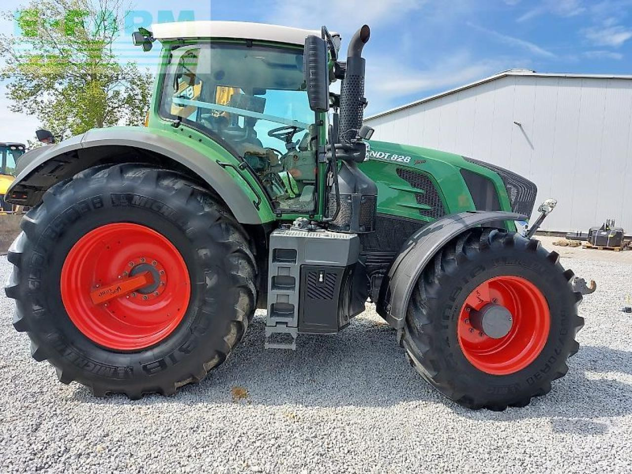 Fendt 828 s4 profi plus - Tracteur agricole: photos 3 Fendt 828 s4 profi plus - Tracteur agricole: photos 3