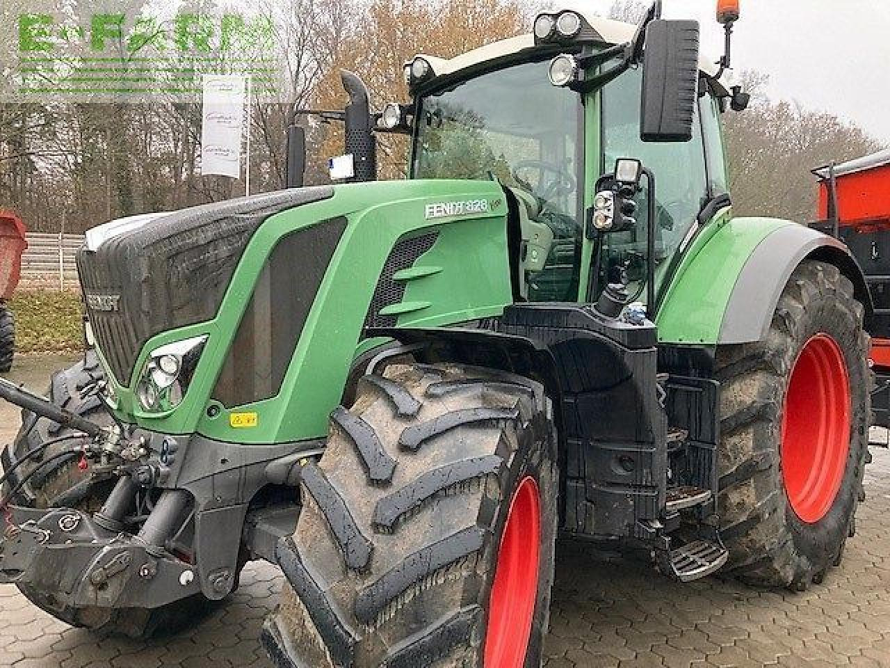 Fendt 828 vario s4 - Tracteur agricole: photos 1 Fendt 828 vario s4 - Tracteur agricole: photos 1