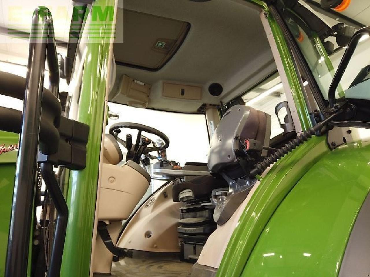 Tracteur agricole Fendt 828 vario s4 profi plus ProfiPlus: photos 17
