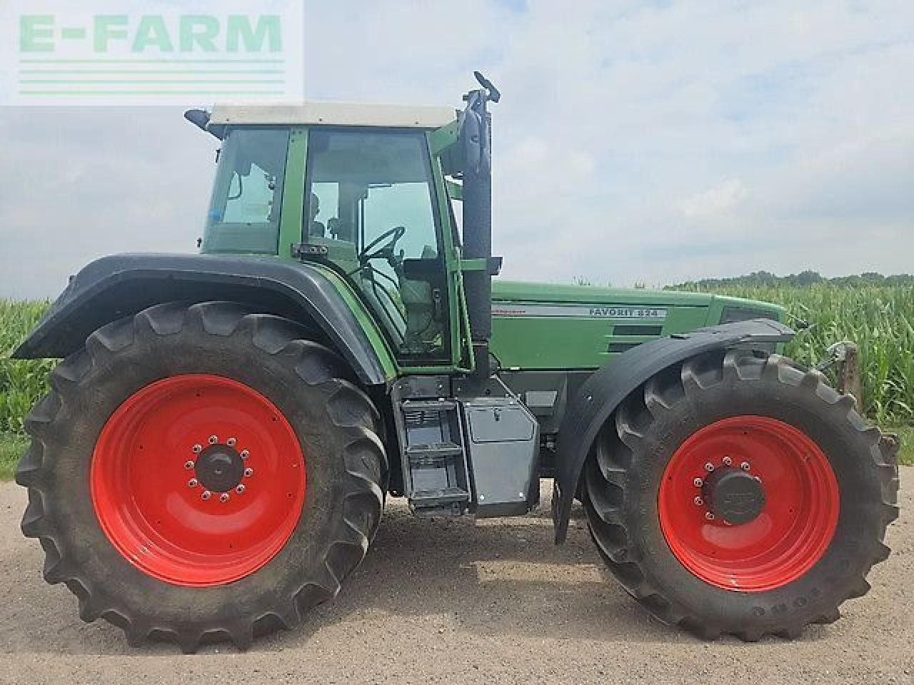 Tracteur agricole Fendt favorit 824 turboshift ( 816 818 822 ): photos 7