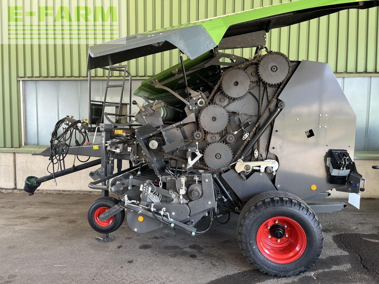 Fendt rotana 130 f xtra - Presse à balles cubiques: photos 4 Fendt rotana 130 f xtra - Presse à balles cubiques: photos 4