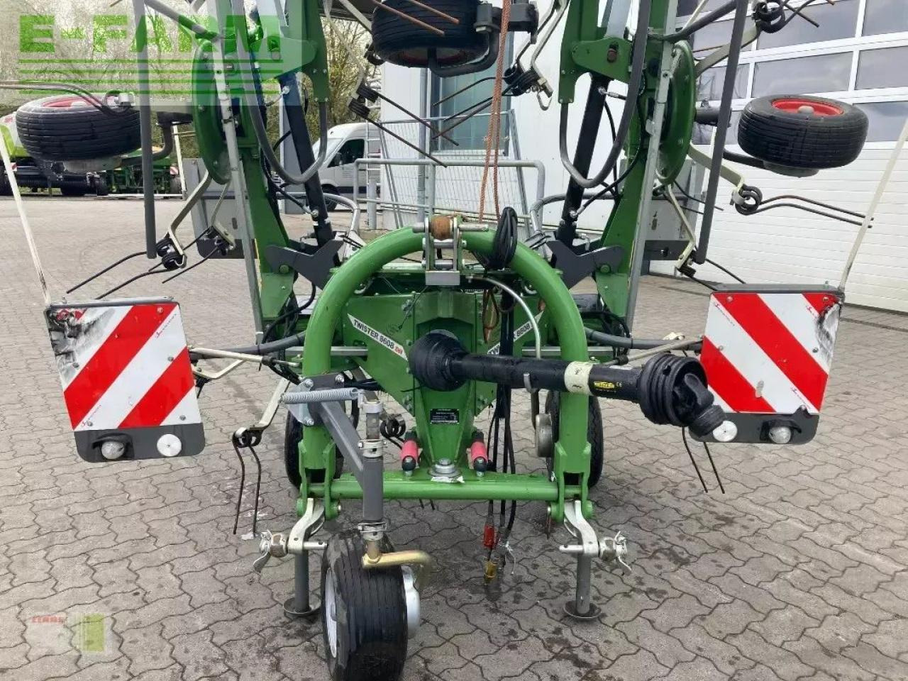 Fendt twister 8608 (laufleistung ca. 50 hektar) - Faneuse: photos 4 Fendt twister 8608 (laufleistung ca. 50 hektar) - Faneuse: photos 4