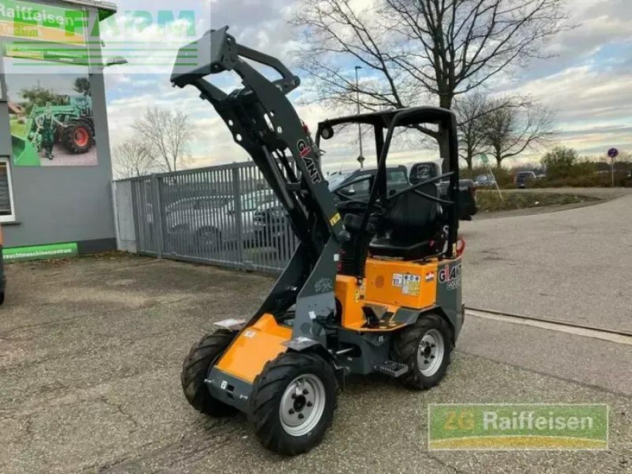 Giant g1200 - Mini pelle: photos 3 Giant g1200 - Mini pelle: photos 3