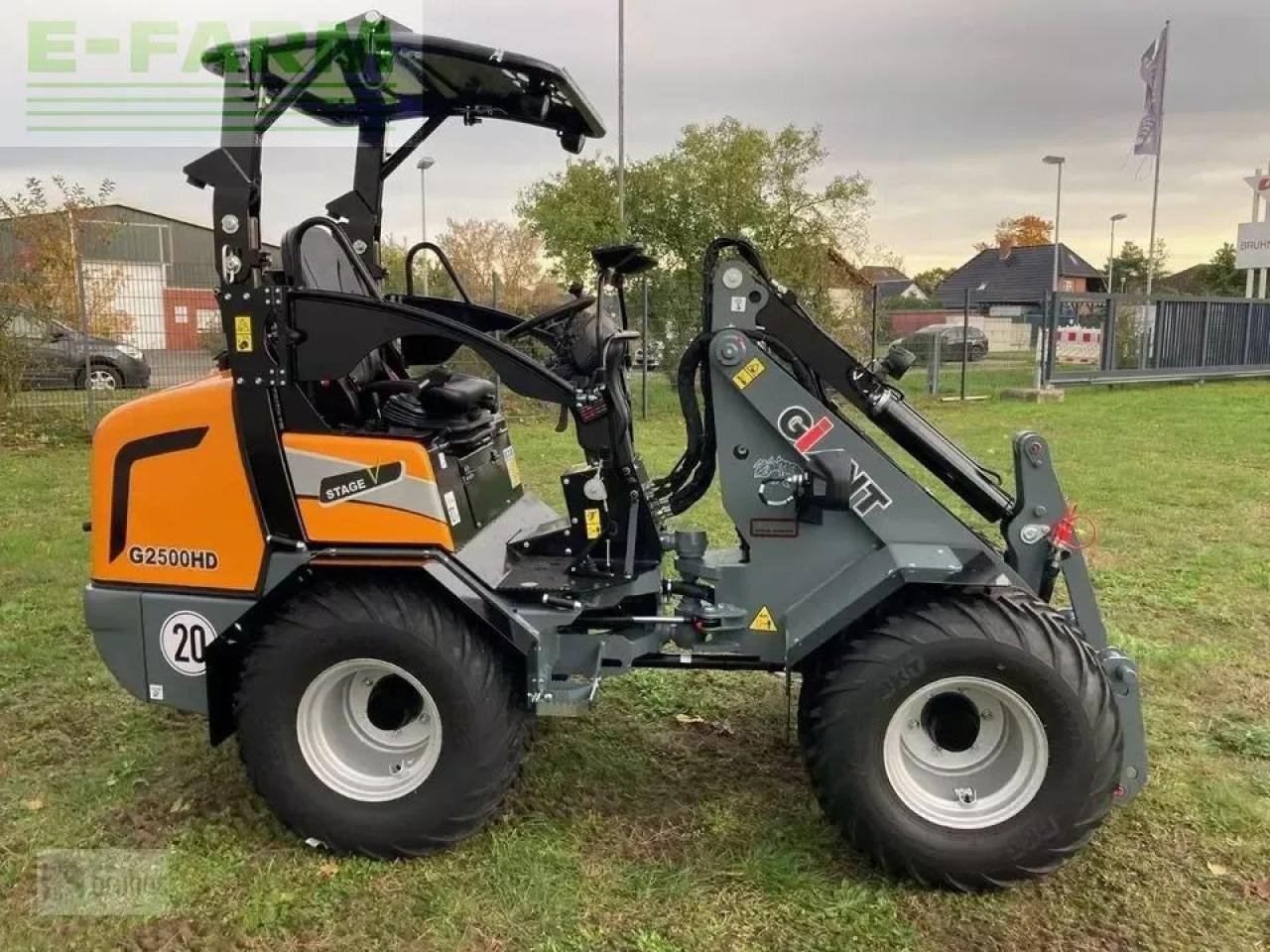 Giant g2500 hd - Mini pelle: photos 2 Giant g2500 hd - Mini pelle: photos 2