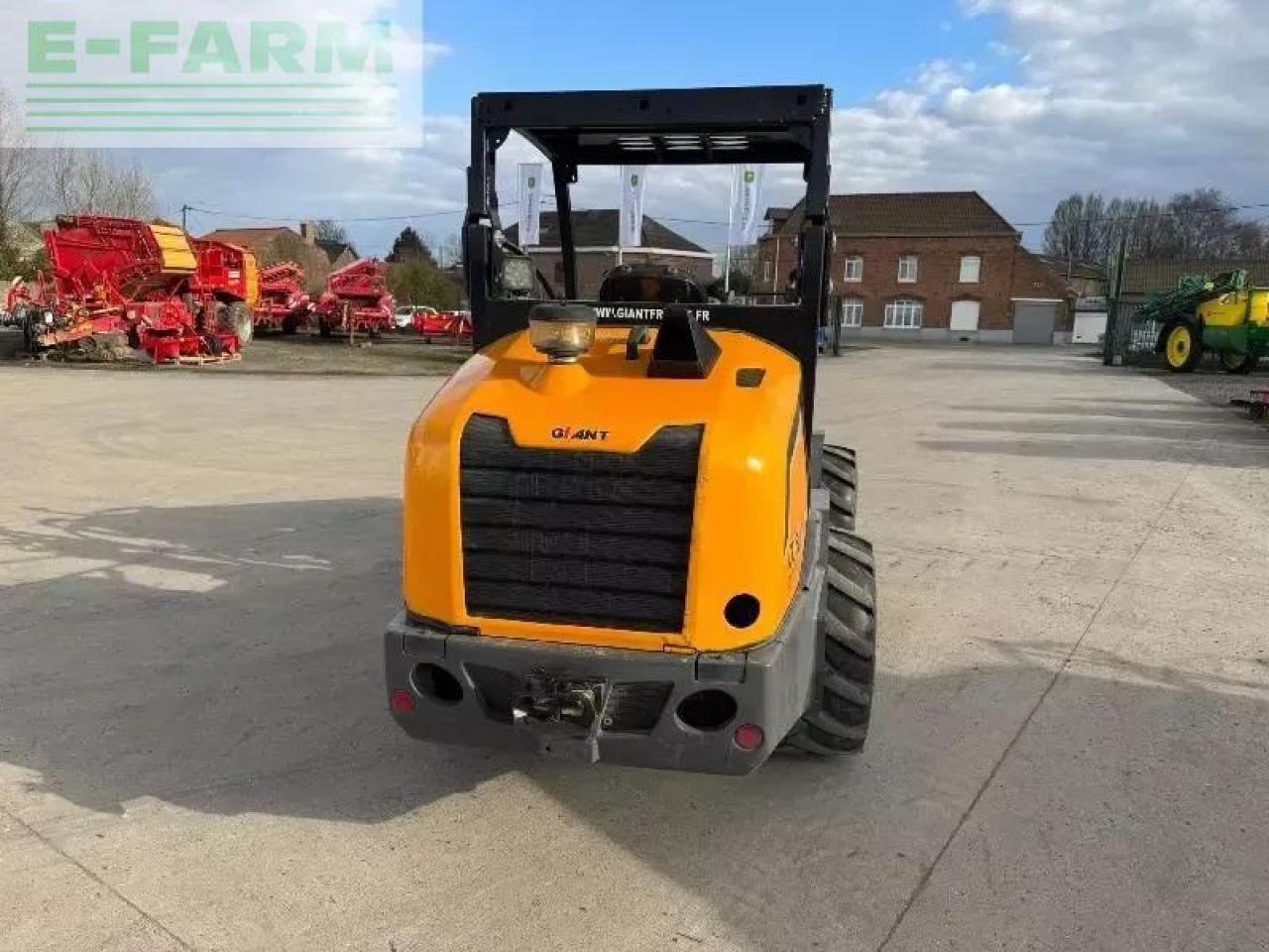 Chargeuse sur pneus Giant g3500: photos 6 Chargeuse sur pneus Giant g3500: photos 6